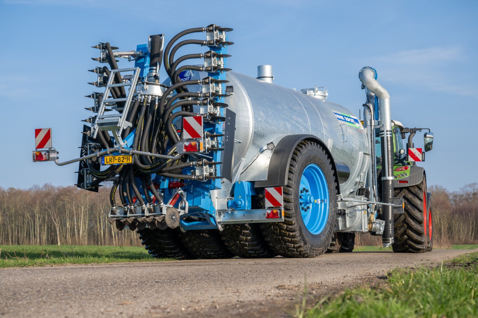 DUPORT — duport_tank_4-in-line_6.jpg