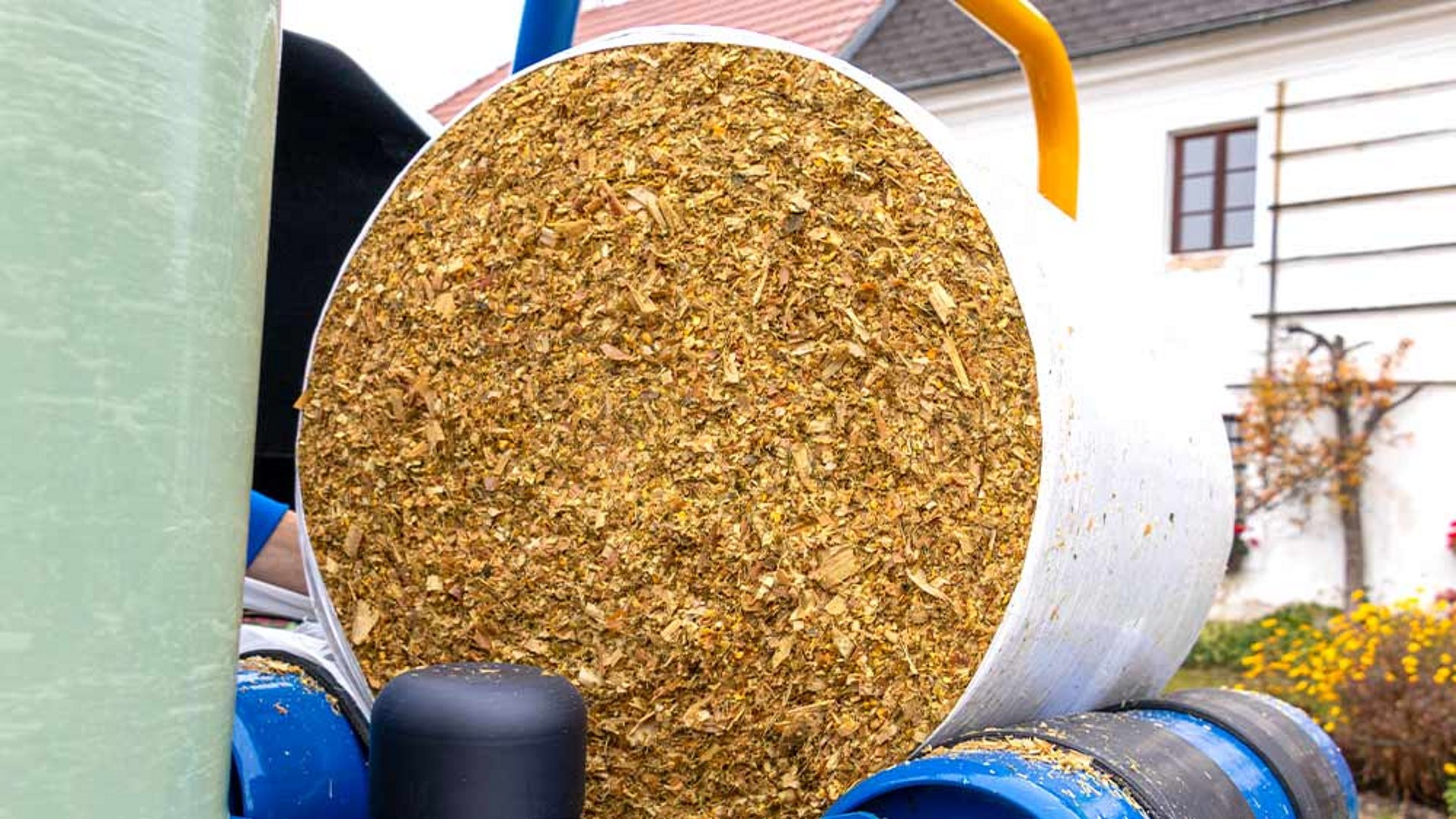 GÖWEIL LT-Master F60 — тюк кукурузы