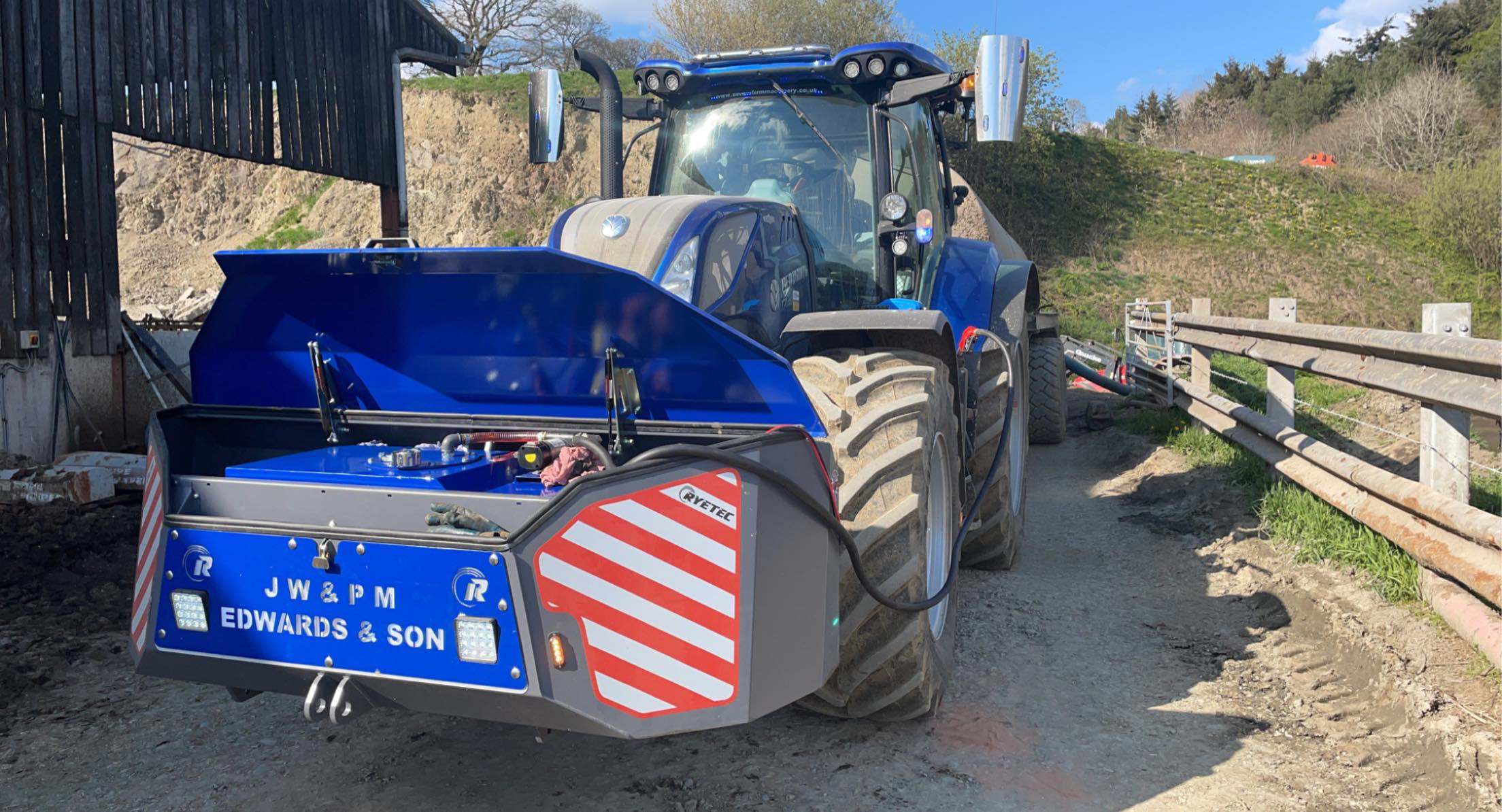 Ryetec Workbox с встроенным топливным баком