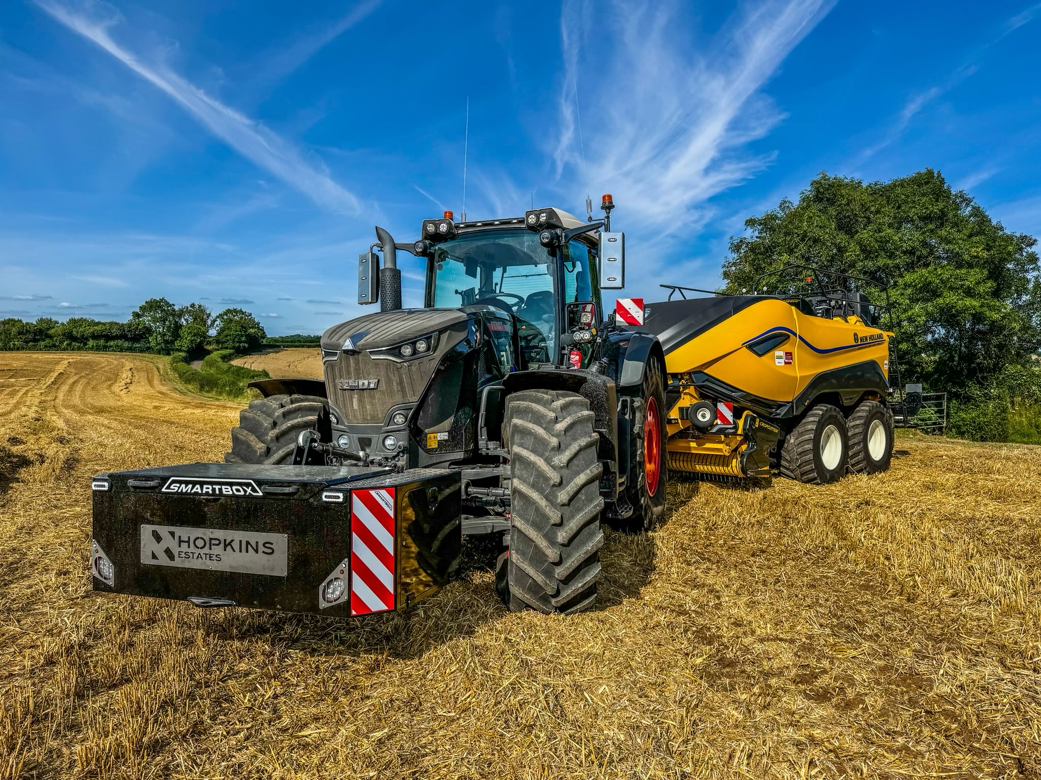 Ryetec Smartbox — внутренний отсек с инструментом