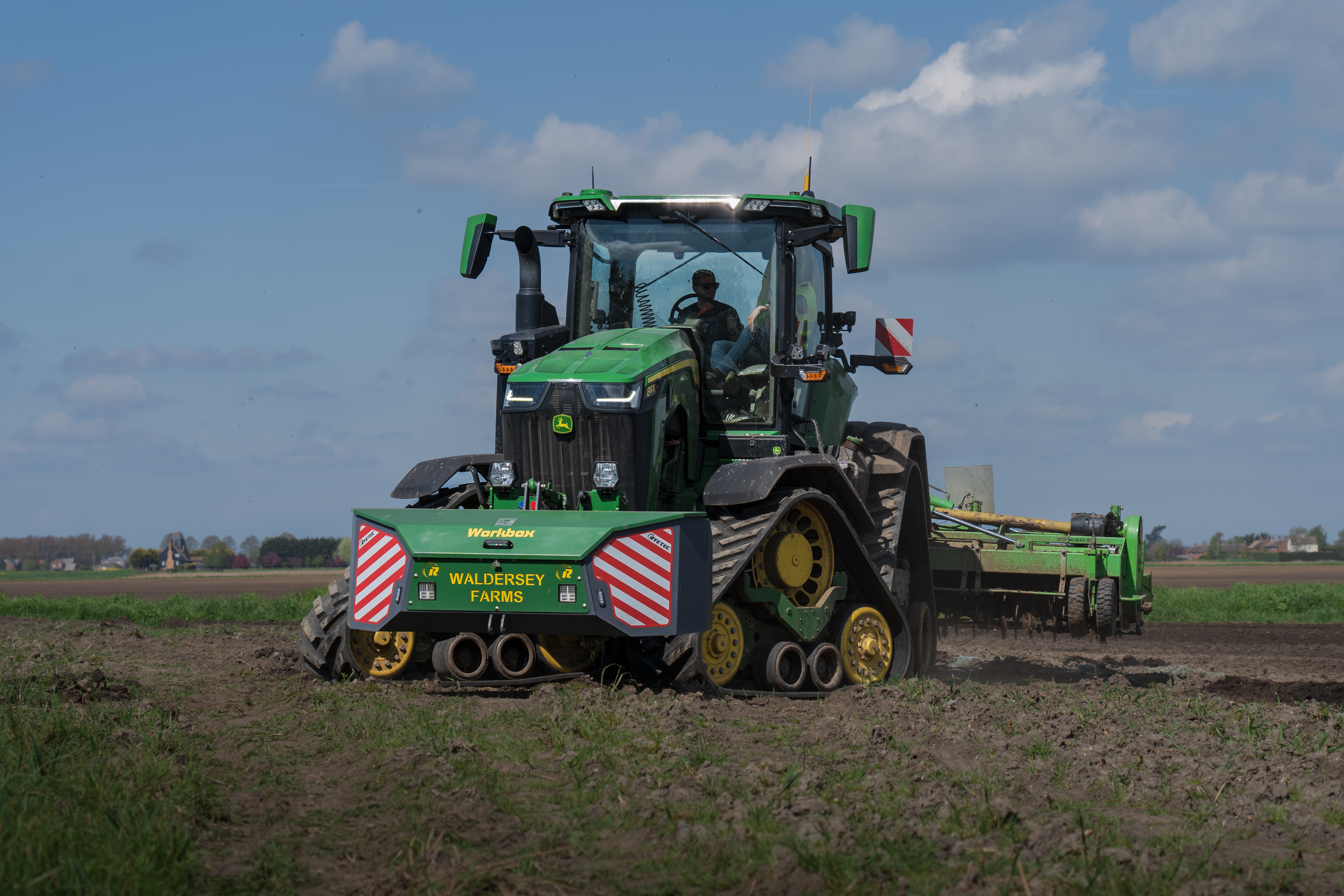 Ryetec Workbox — фронтальный ящик в работе