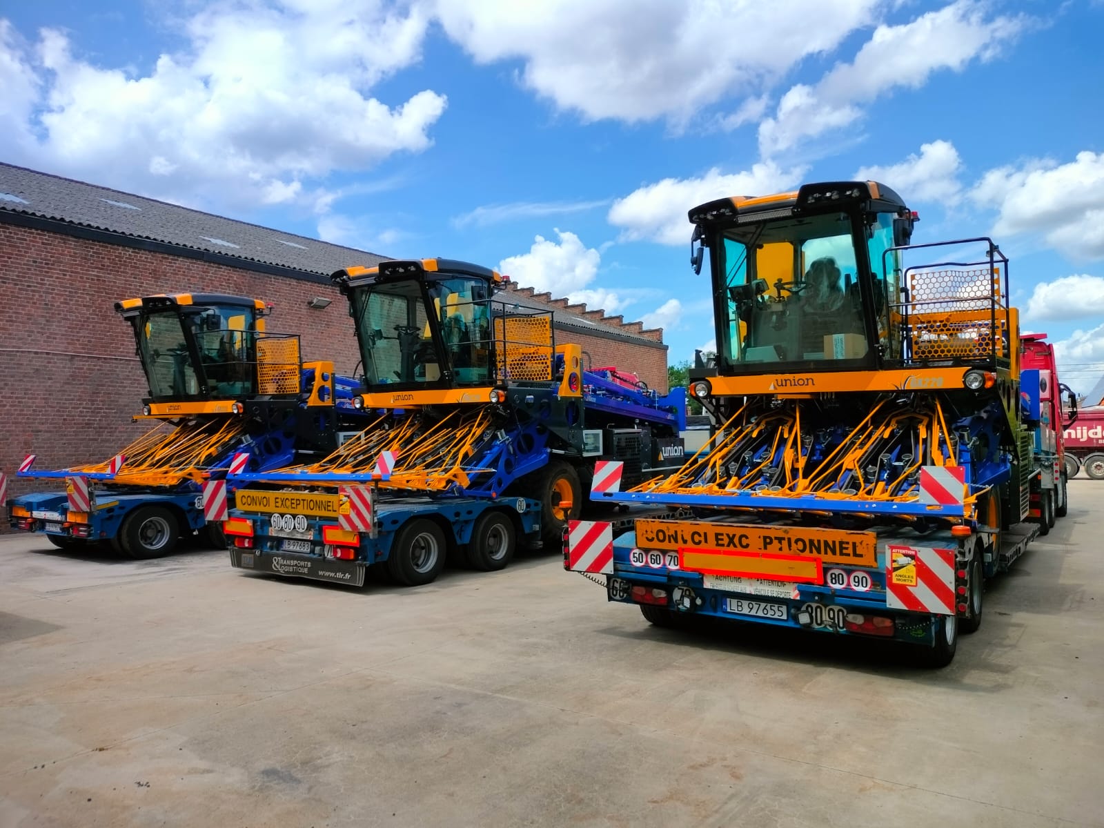 GX220 — теребящие органы, крупный план