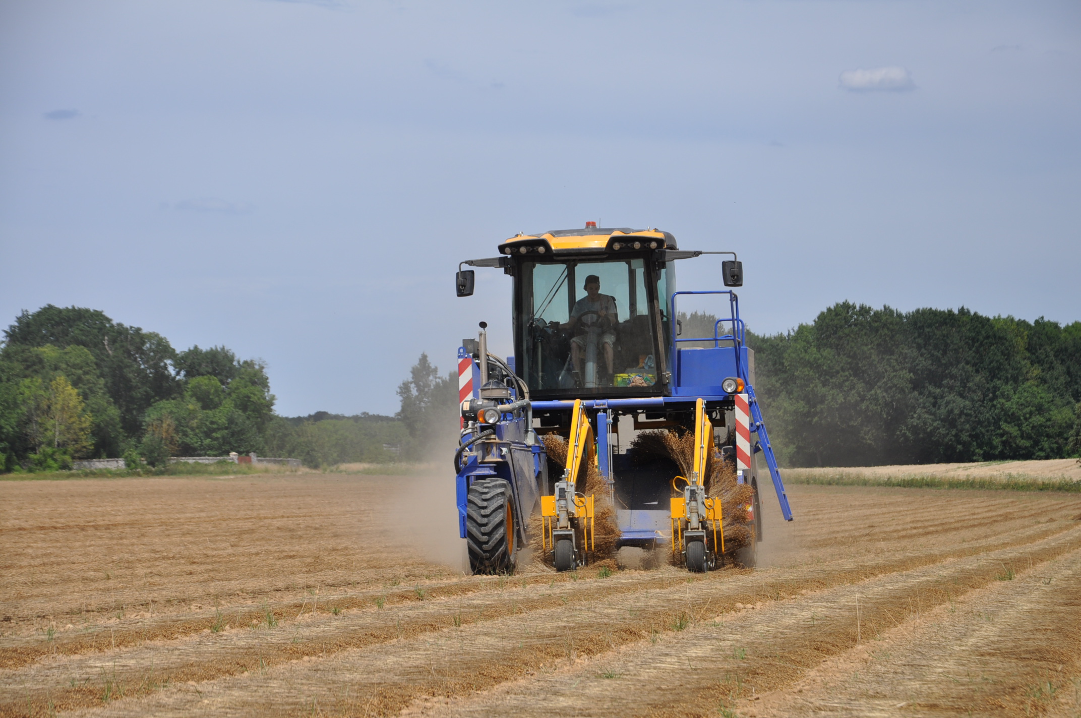 GX240 — вид спереди