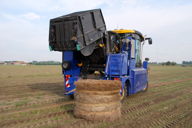 GX255 Rafale — формирование рулонов