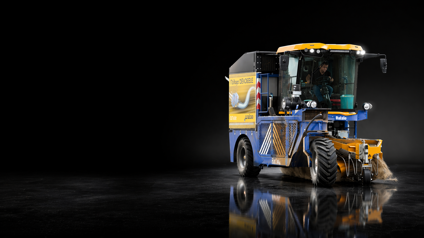 UNION GX255 Rafale — рулонный пресс-подборщик льна